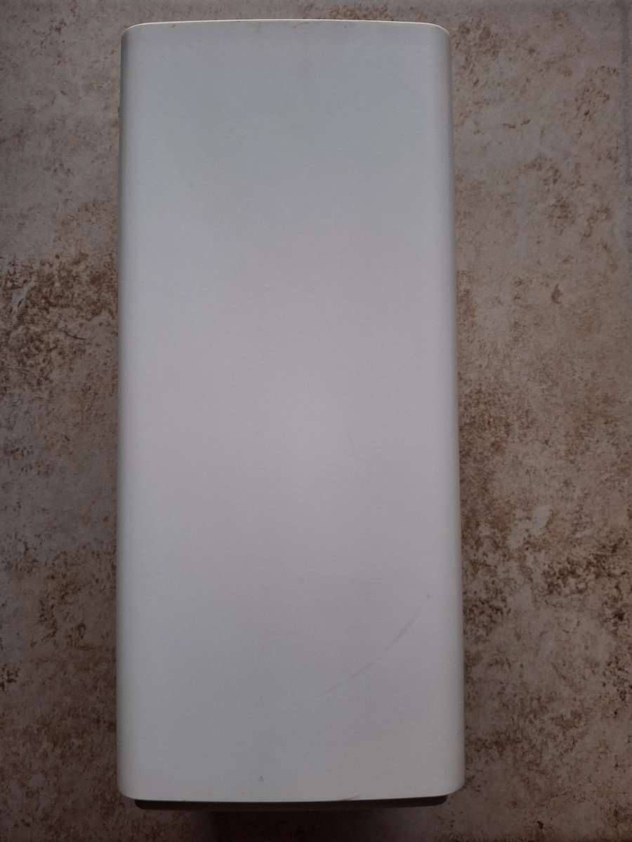 Huawei B618 - 65d Cat 11 LTE Router (Fixed LTE as well)