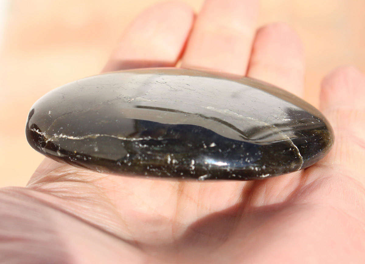 Labradorite cabochon - Madagascar