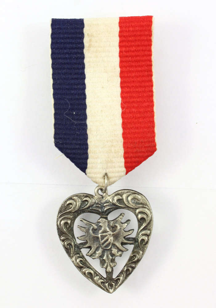 Unknown Sweetheart Medal