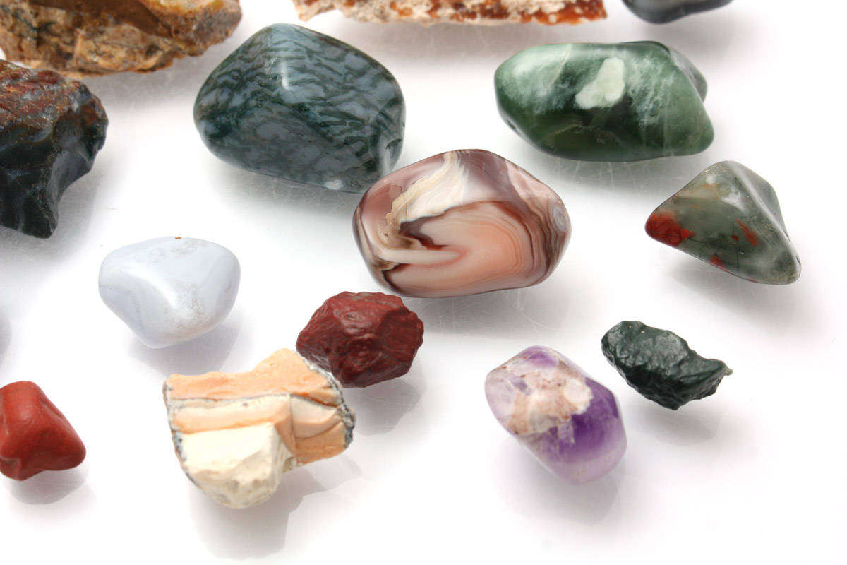 Assorted Minerals x 20 - Agate Jasper etc