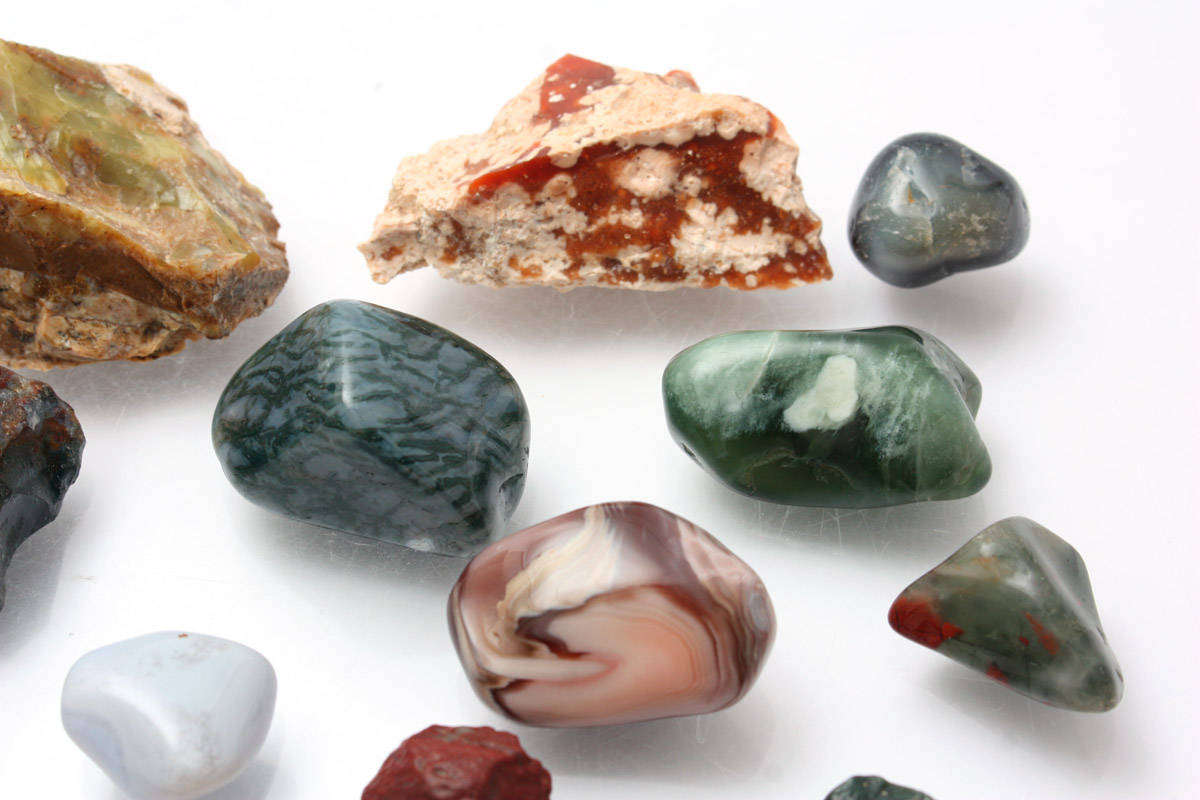 Assorted Minerals x 20 - Agate Jasper etc