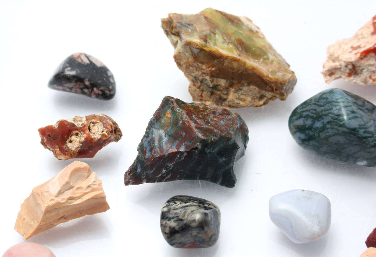 Assorted Minerals x 20 - Agate Jasper etc