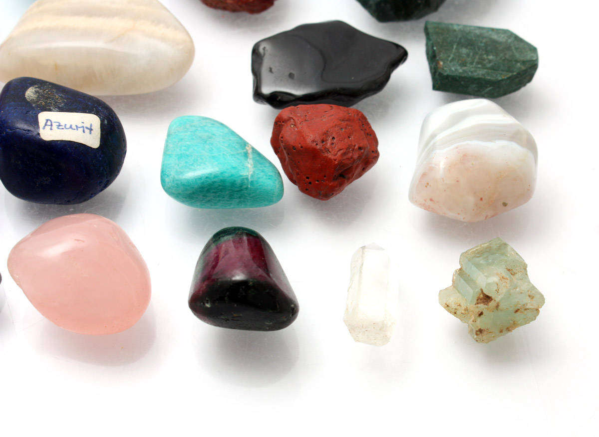 Assorted Minerals x 21 - Azurite Aquamarine Obsidian Agate Tourmaline Malachite etc