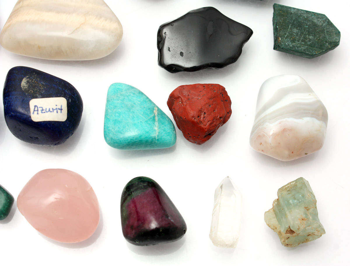 Assorted Minerals x 21 - Azurite Aquamarine Obsidian Agate Tourmaline Malachite etc