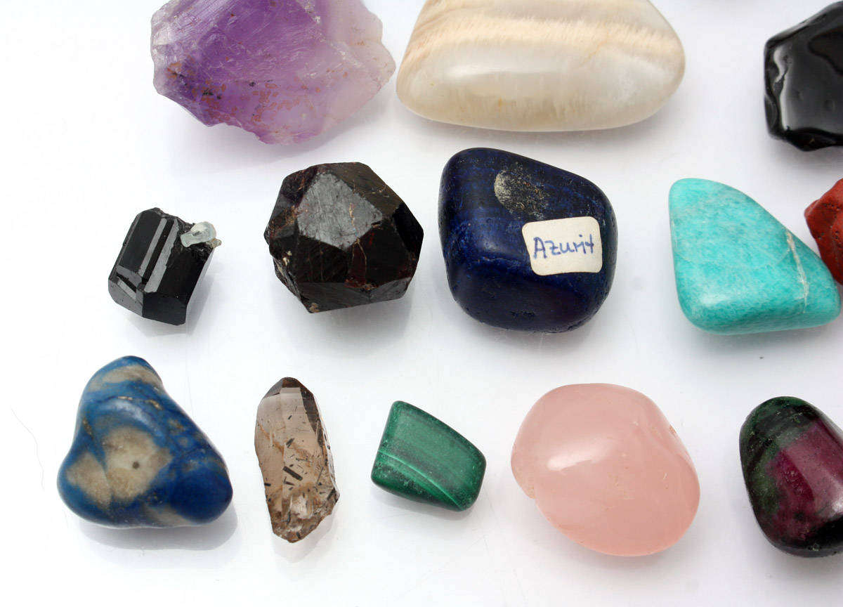 Assorted Minerals x 21 - Azurite Aquamarine Obsidian Agate Tourmaline Malachite etc