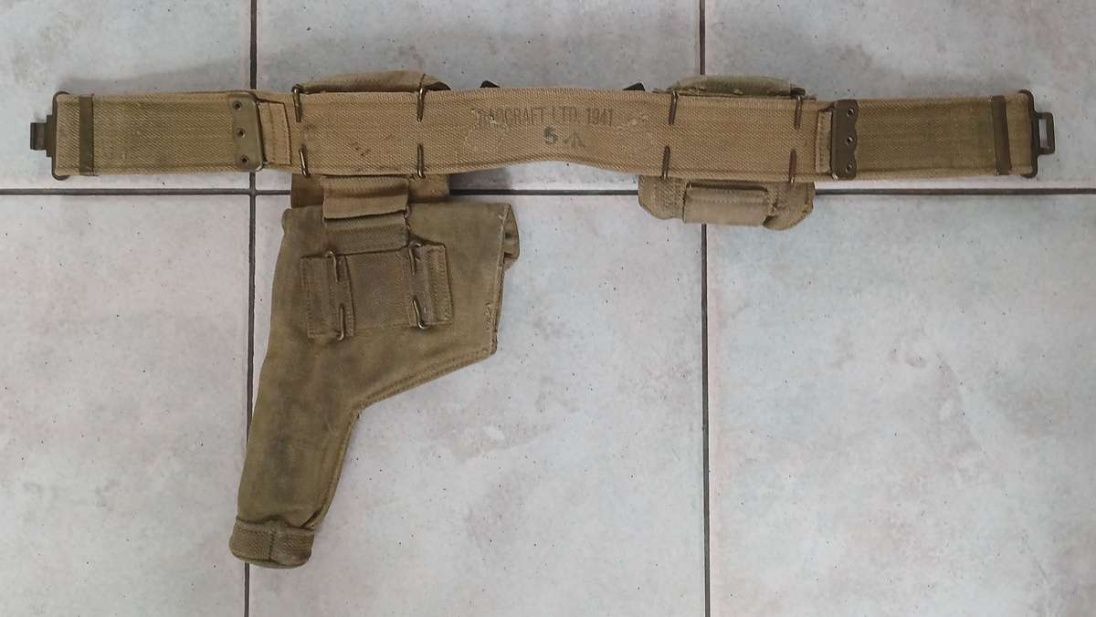 WW2 Belt / Pouches / Holster