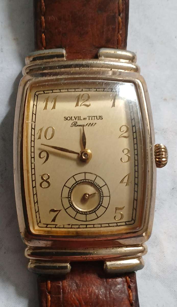 Solvil et Titus Gents Wrist watch