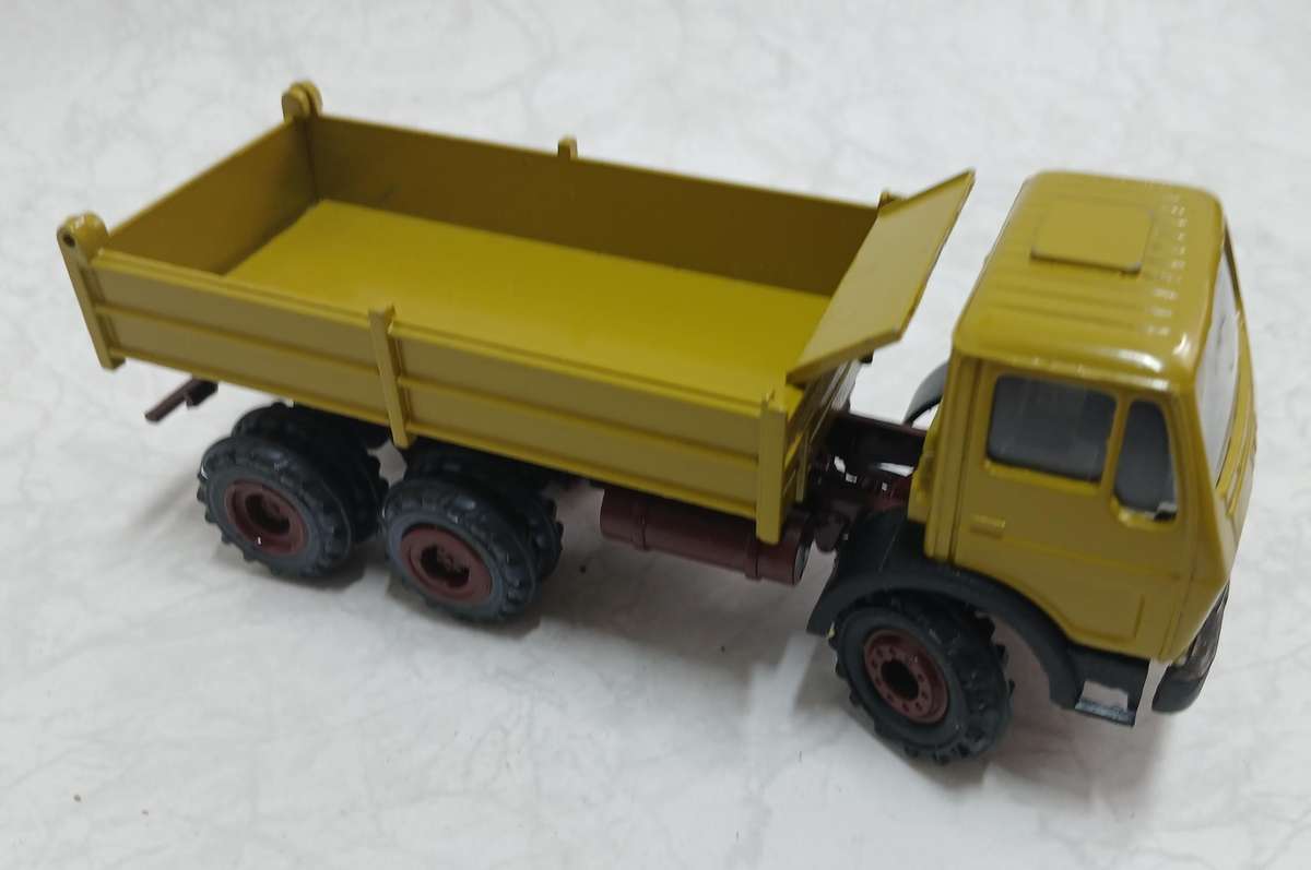 Mercedes-Benz Tipper Truck Die Cast Model
