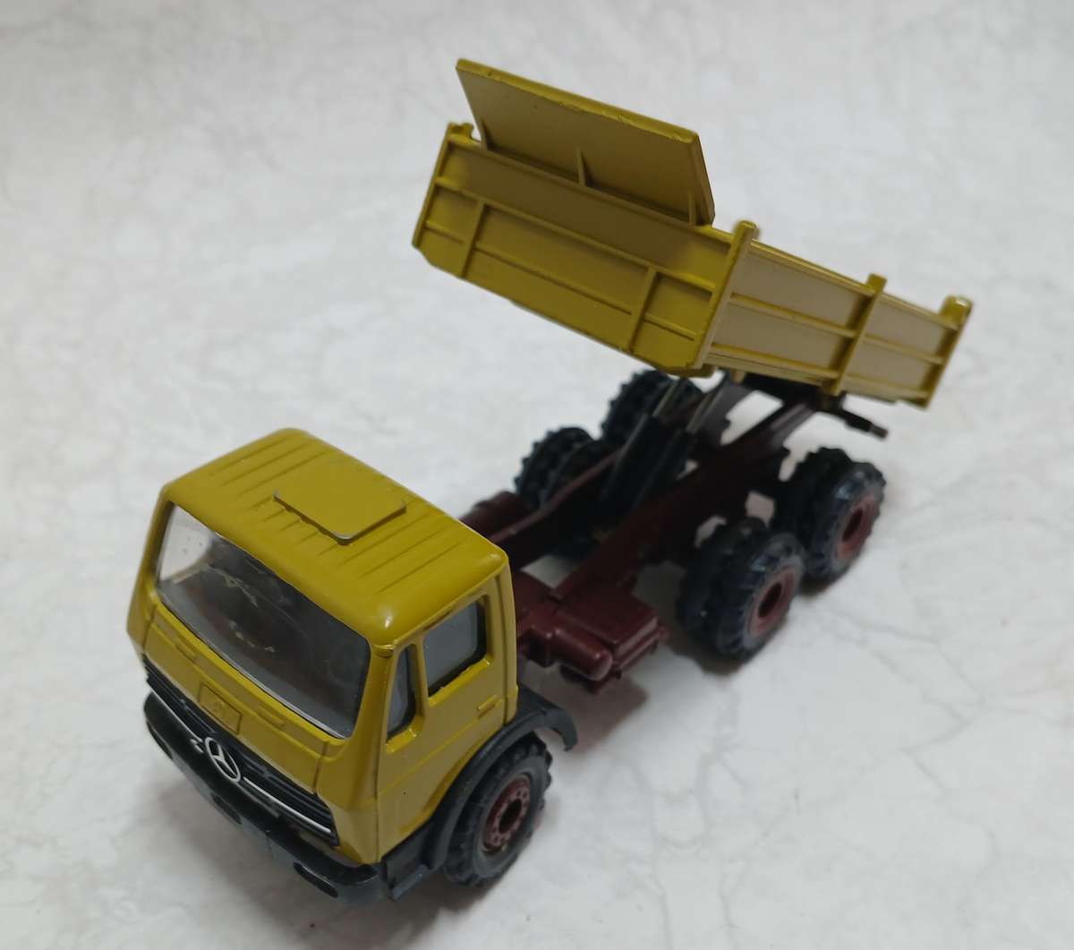 Mercedes-Benz Tipper Truck Die Cast Model