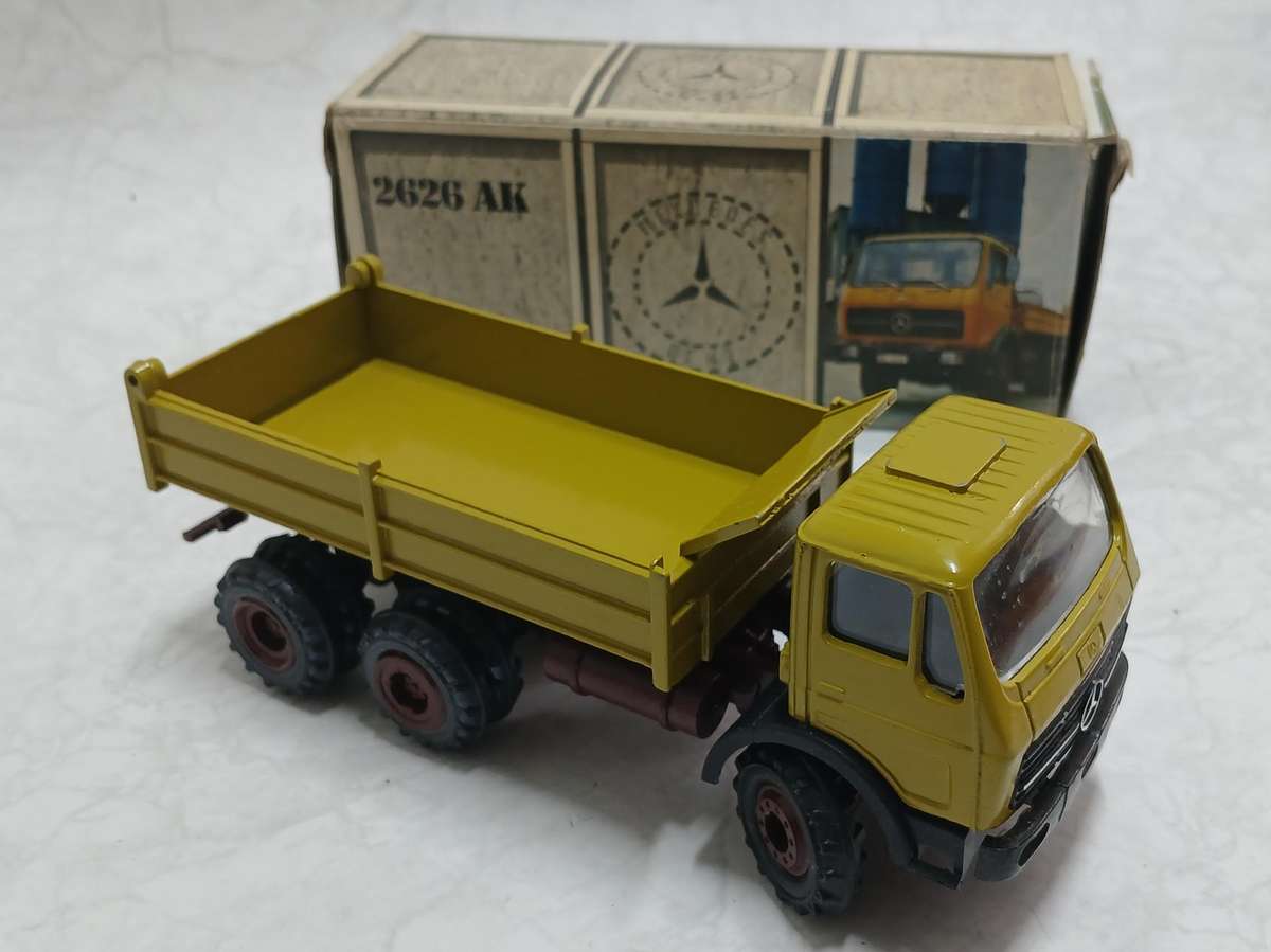 Mercedes-Benz Tipper Truck Die Cast Model