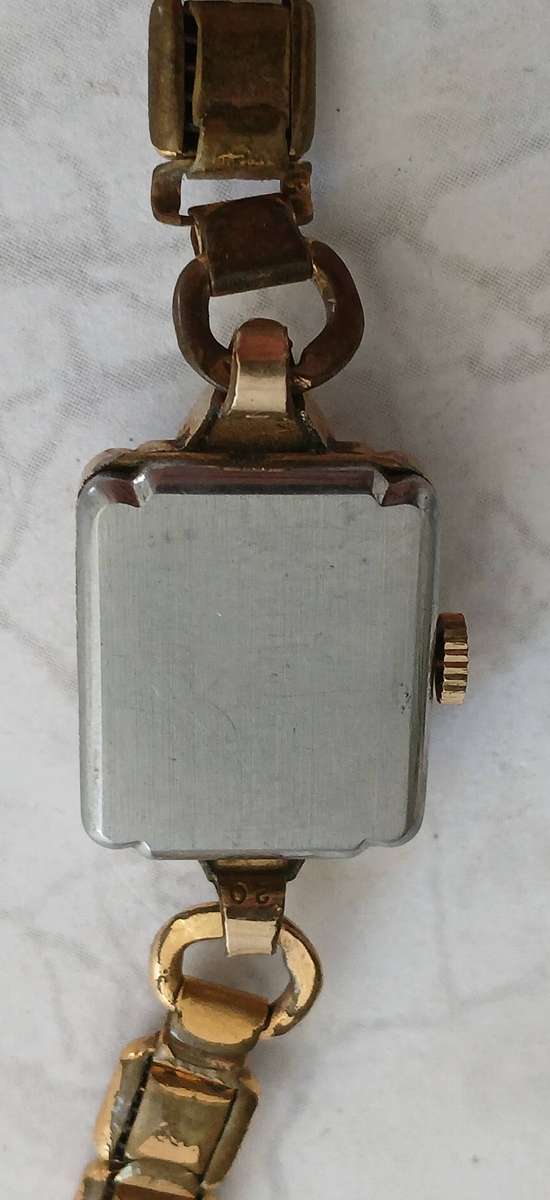 Cyma Ladies Wrist Watch