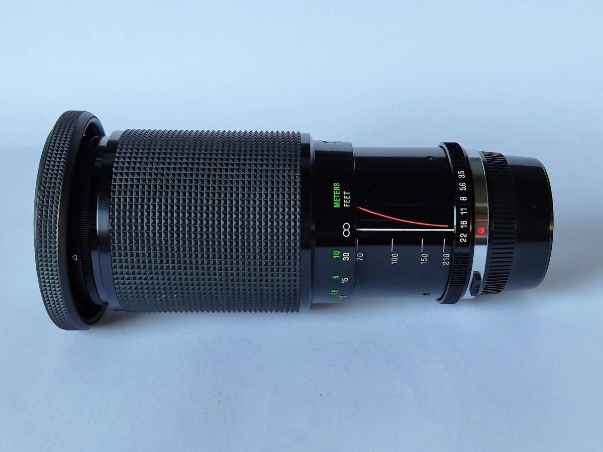 Vivitar 70-210mm f3.5