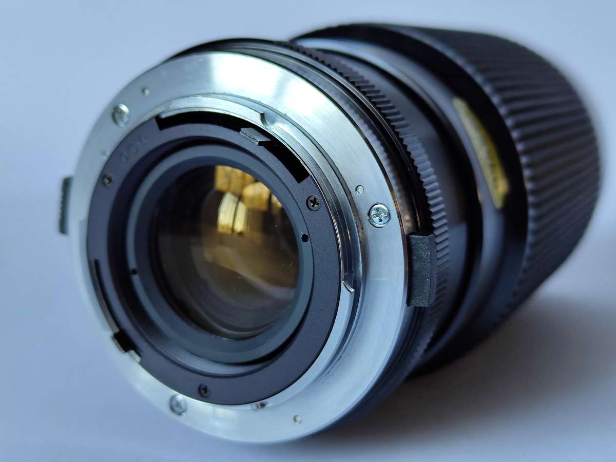 Vivitar 70-210mm f3.5