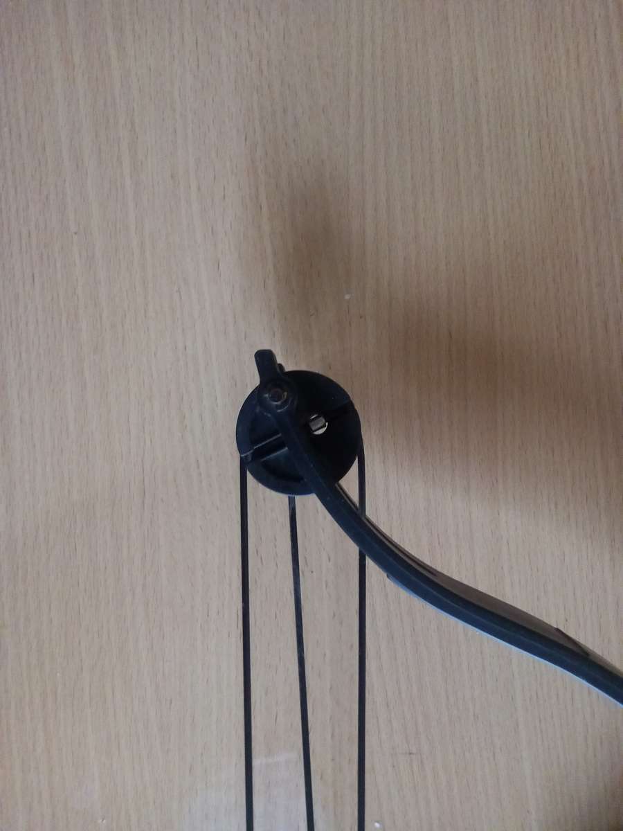 Man Kung Youth Archery Bow