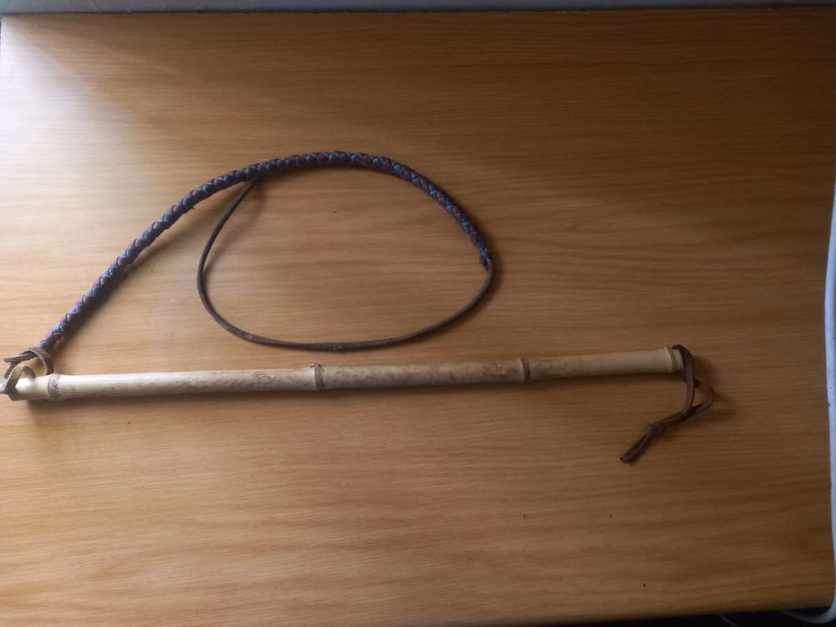 Traditional Afrikaner Karwats / Sambok (Whip) : Pleated Real Leather