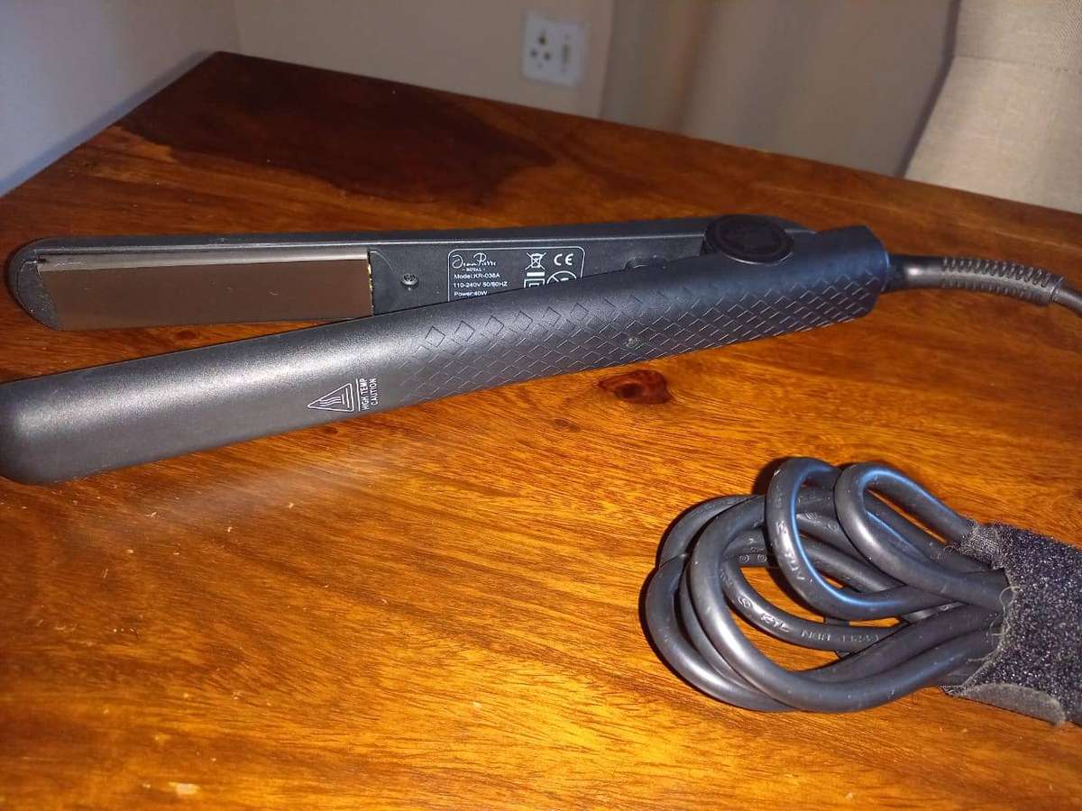 Jean Pierre Royal solid ceramic flat iron - 100% original