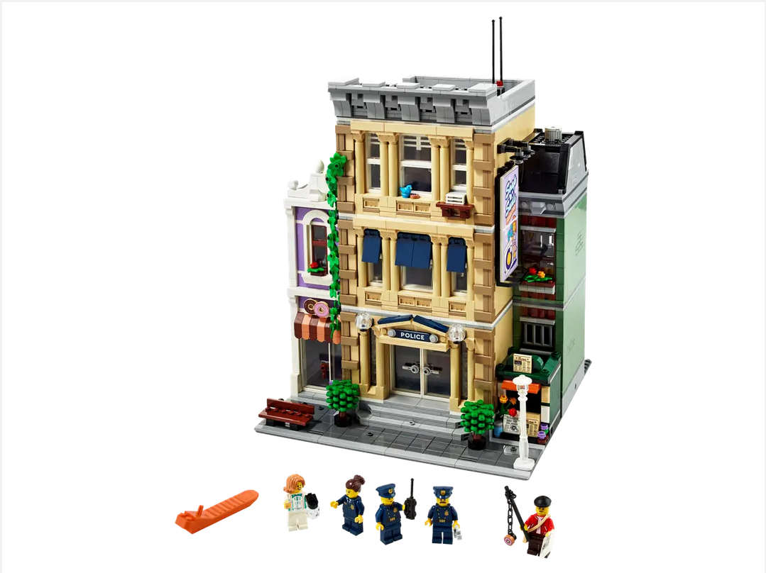 LEGO 10278 Police Station (Discontinued by Manufacturer 2021) Collectors Grail