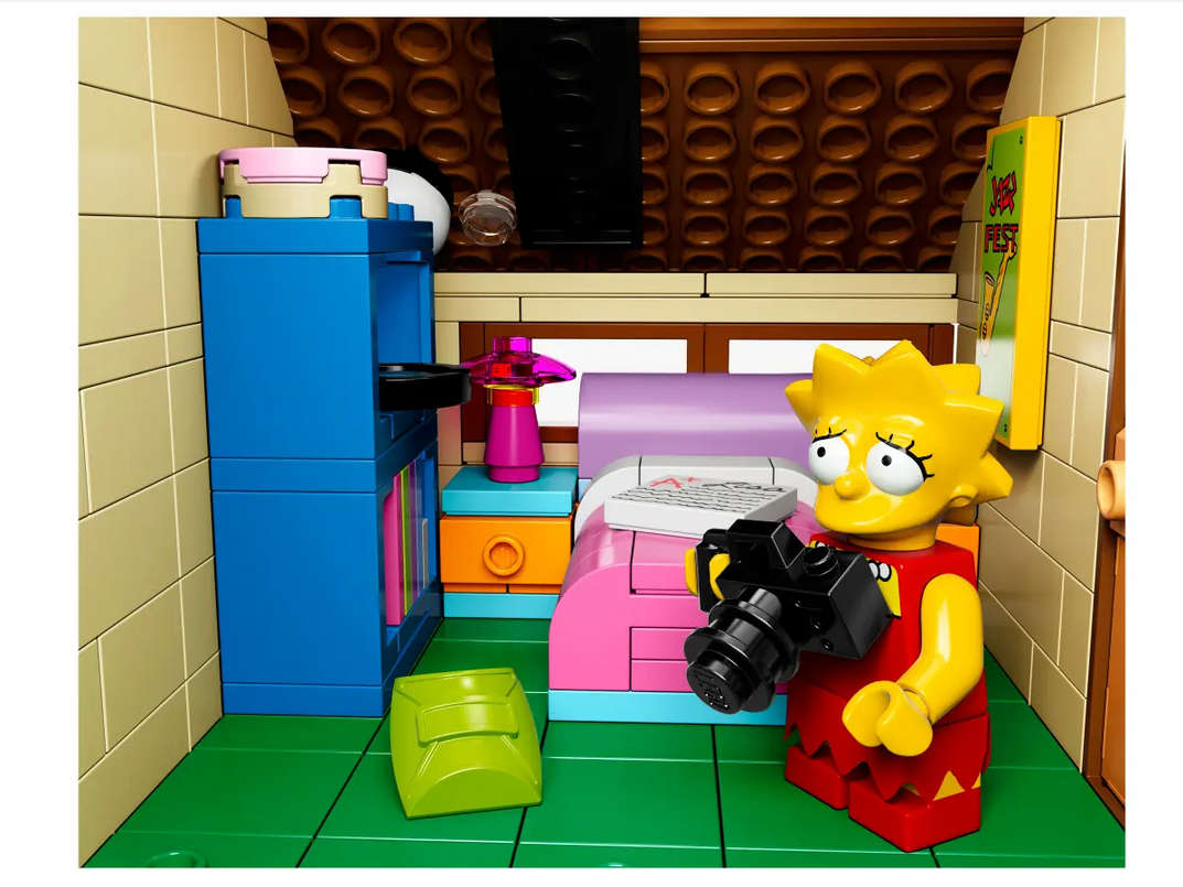 LEGO 71006 The Simpsons House (Discontinued by Manufacturer 2014) Collectors Grail