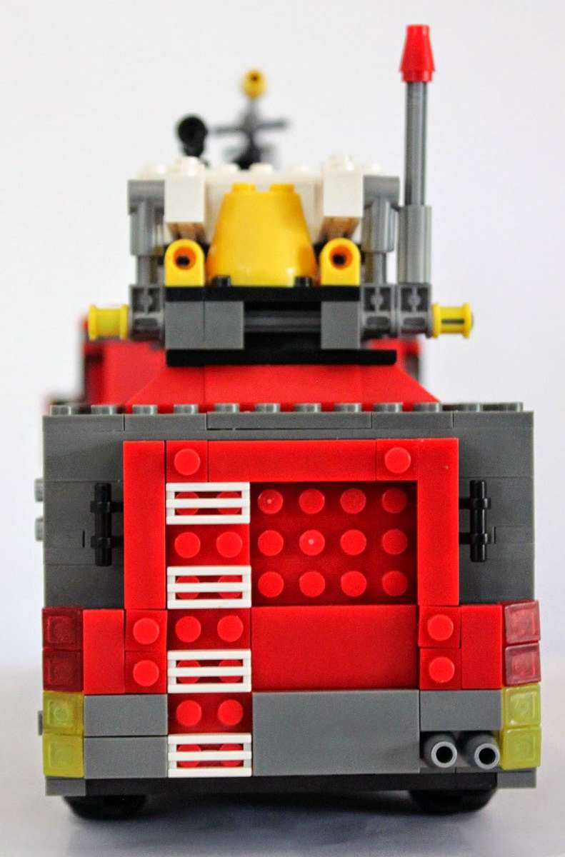AUSINI #21702 - FIRE BRIGADE (LADDER TRUCK)