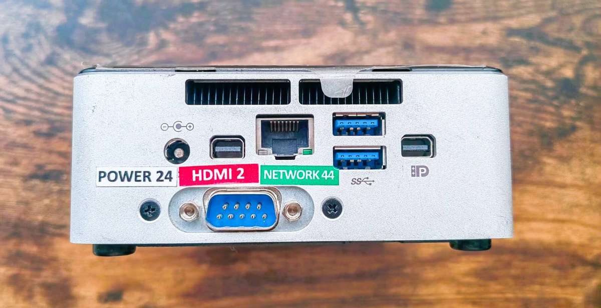 i3 NUC ULTRA SMALL FORM FACTOR MINI PC (4GB RAM. 60GB HDD)