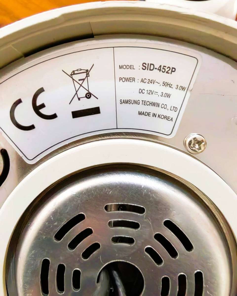 2 X SAMSUNG DOME HIGH RESOLUTION CAMERA (SID-452P)