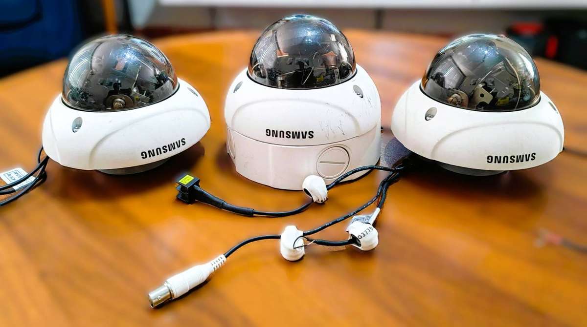 3 X SAMSUNG DOME DIGITAL COLOR CAMERA (SCV-2080RP)