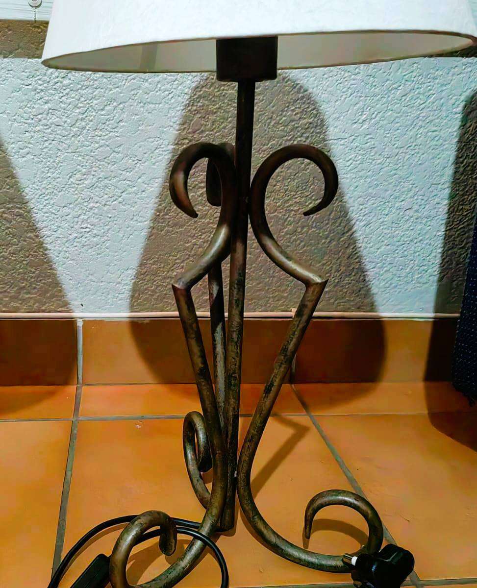 2 X WROUGHT IRON TABLE/BEDSIDE LAMP