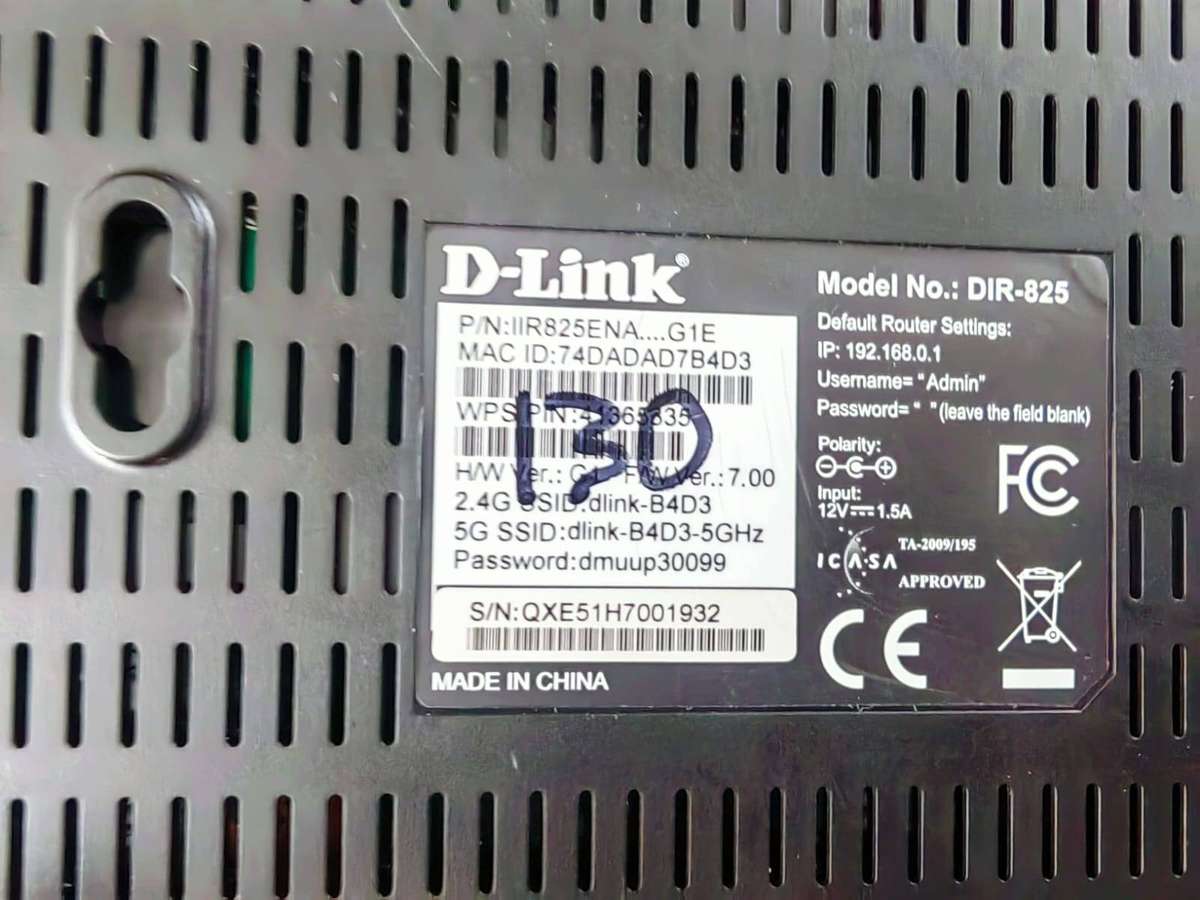 JOBLOT OF WORKING ROUTERS AND SWITCHES (SOME WITH PSUs/SOME WITHOUT)
