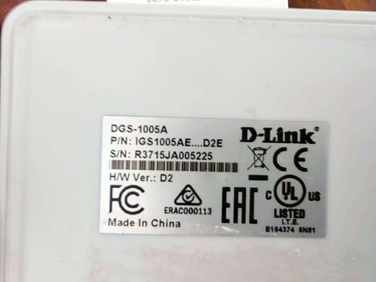 JOBLOT OF WORKING ROUTERS AND SWITCHES (SOME WITH PSUs/SOME WITHOUT)