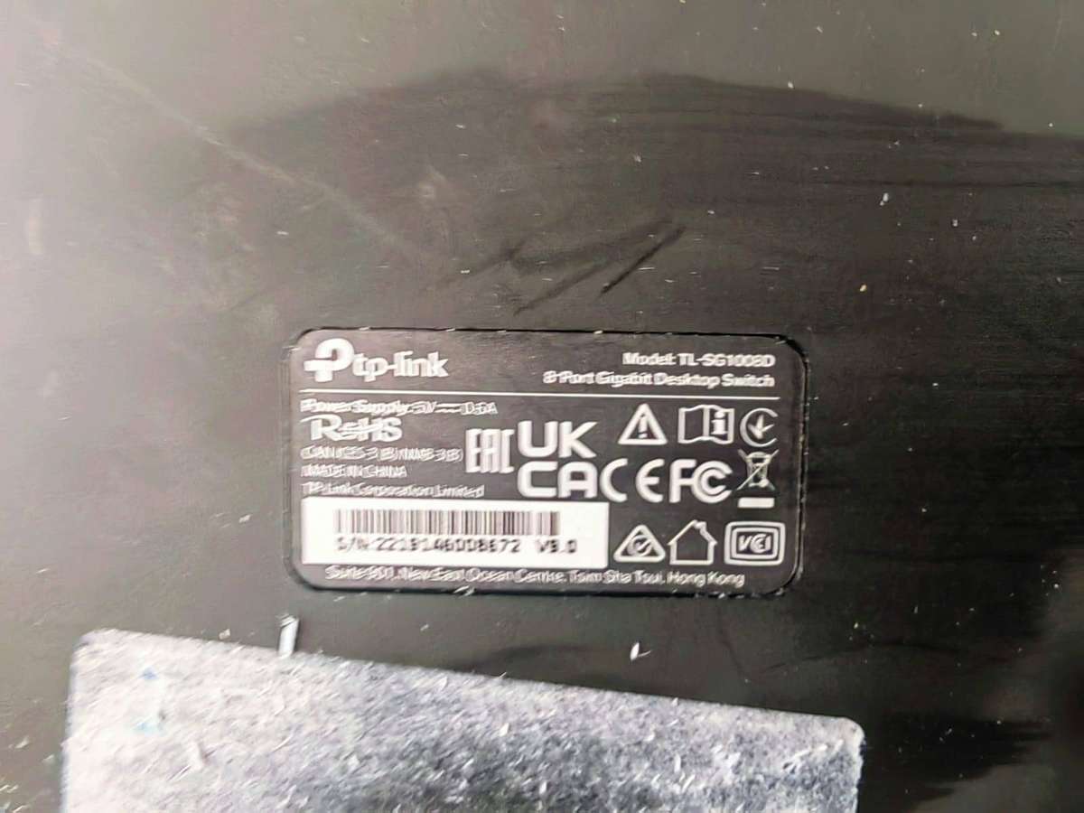 JOBLOT OF WORKING ROUTERS AND SWITCHES (SOME WITH PSUs/SOME WITHOUT)
