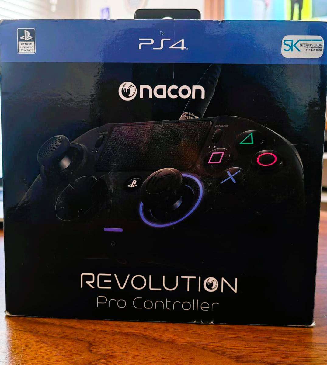 Nacon Revolution Pro Controller - Untested