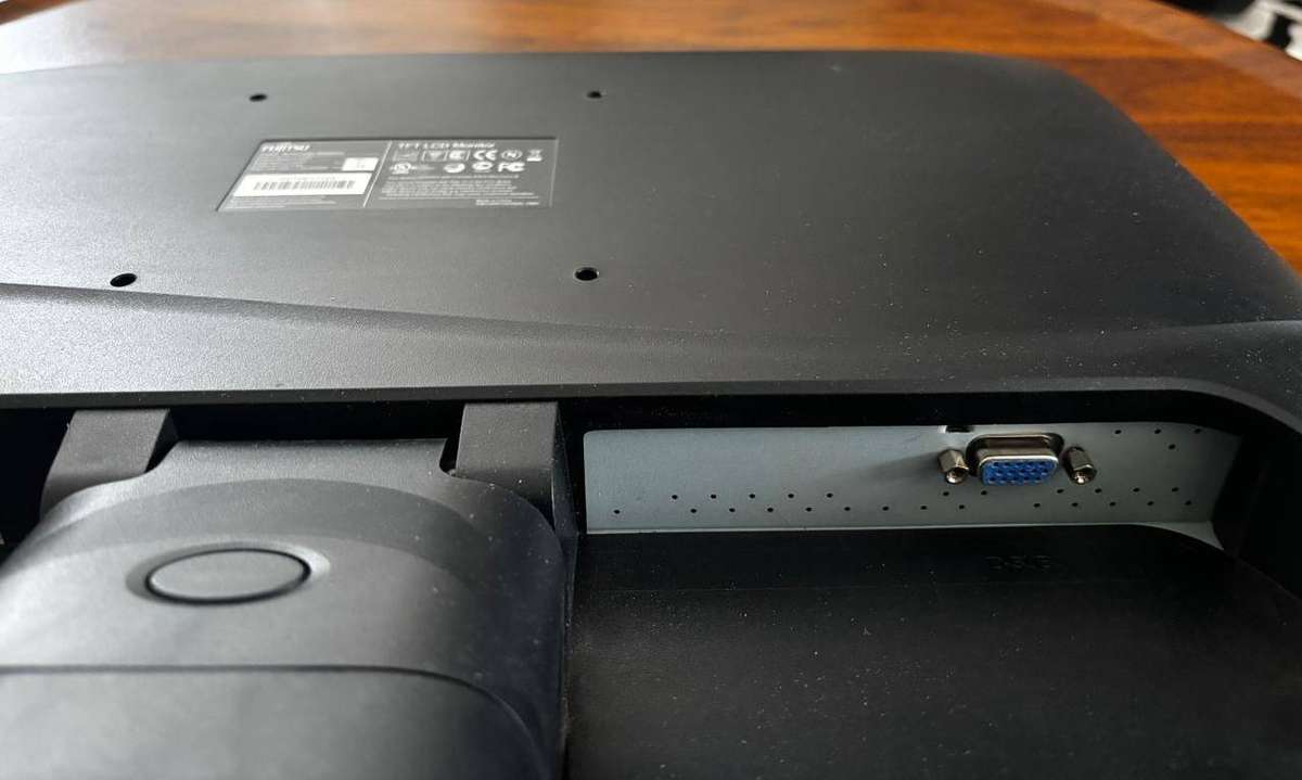 Fujitsu 20" LCD Monitor