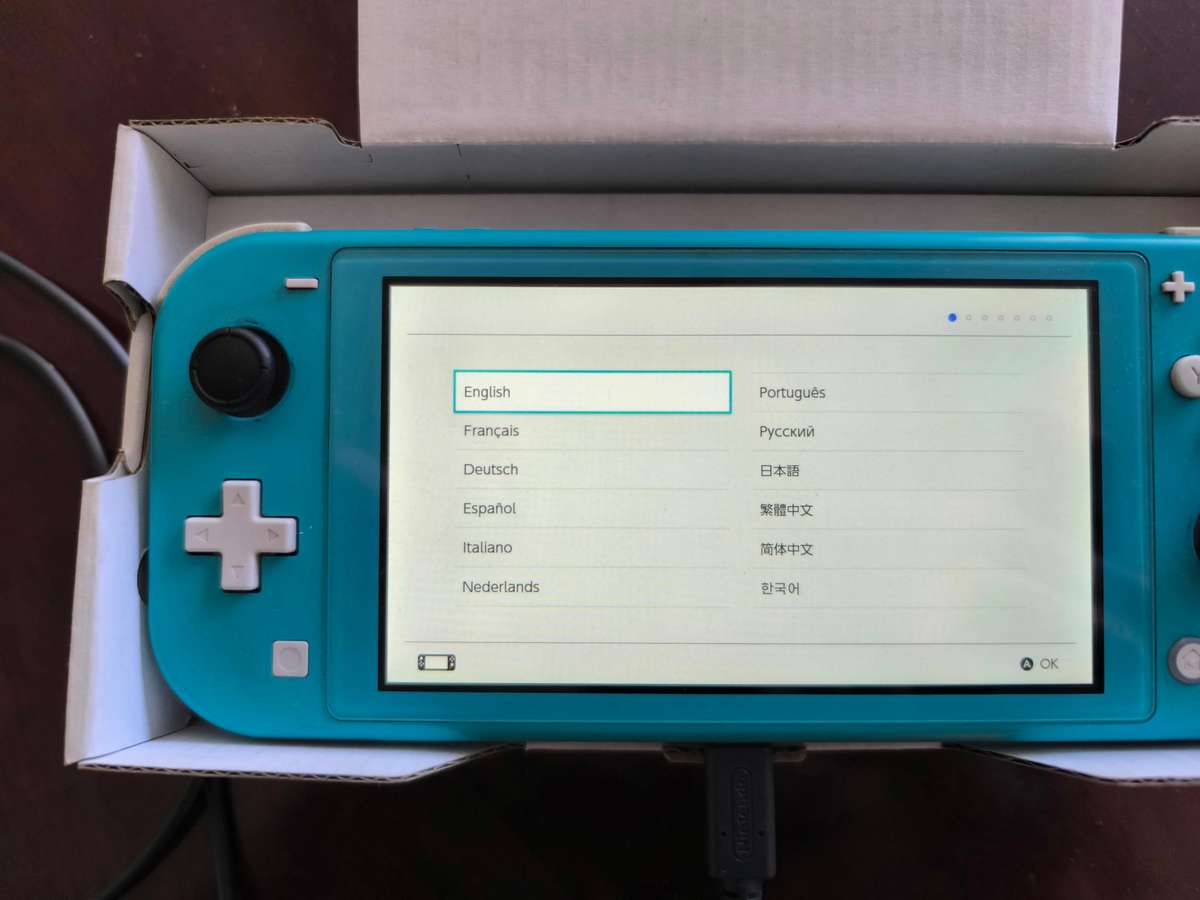 Nintendo switch lite blue