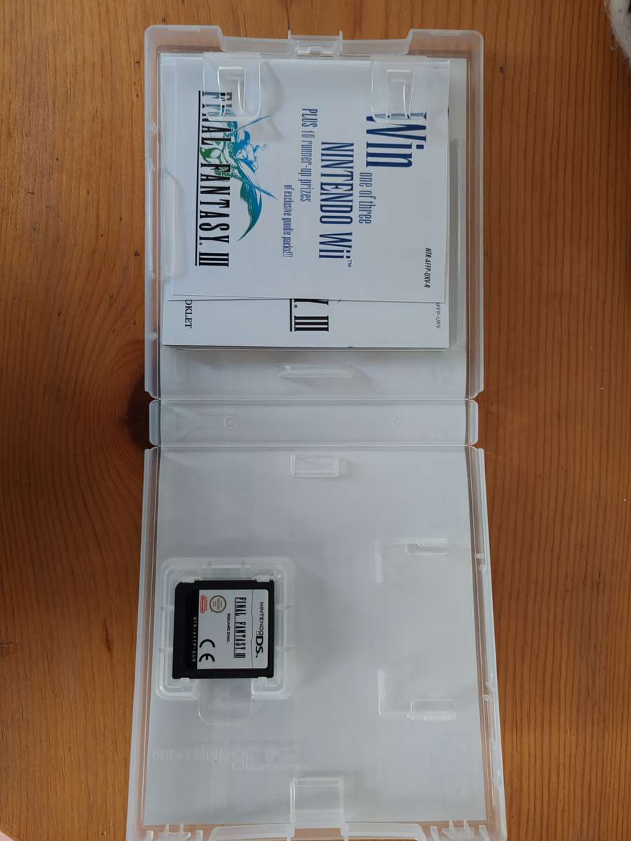 Final Fantasy III CIB Nintendo DS