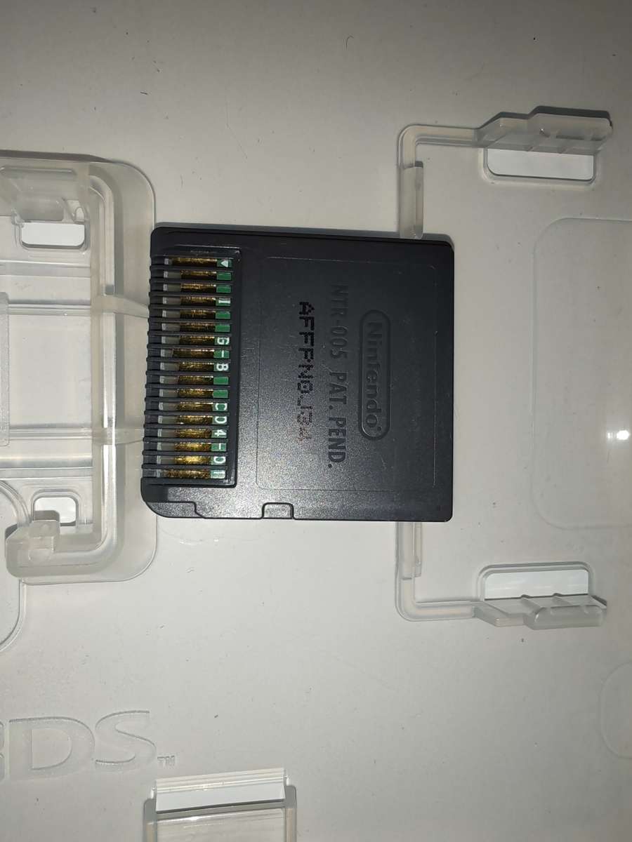 Final Fantasy III CIB Nintendo DS