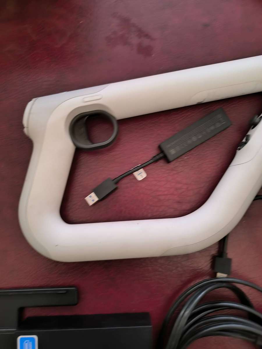 PS Vr and Aim controller Bundle