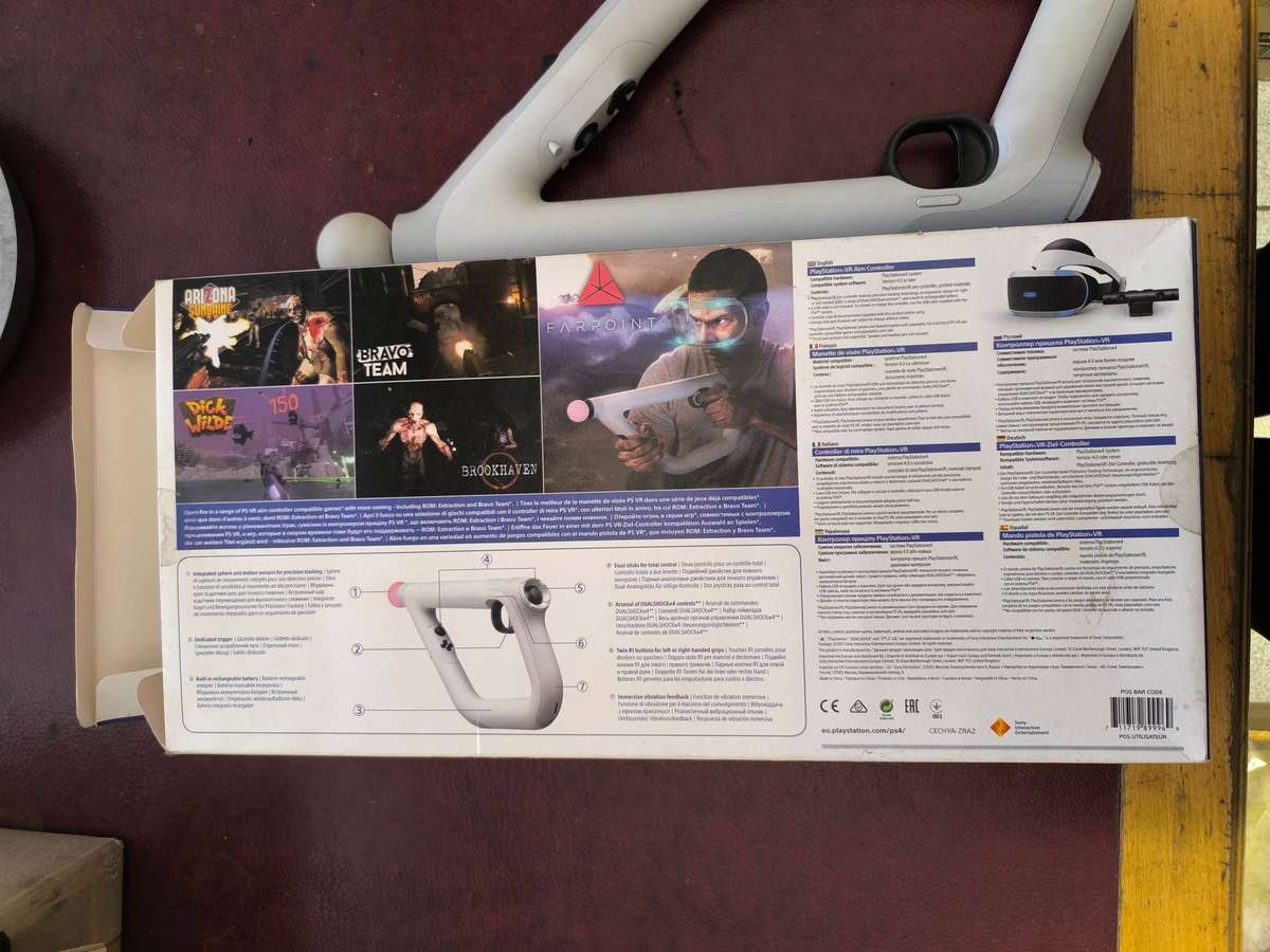 PS Vr and Aim controller Bundle