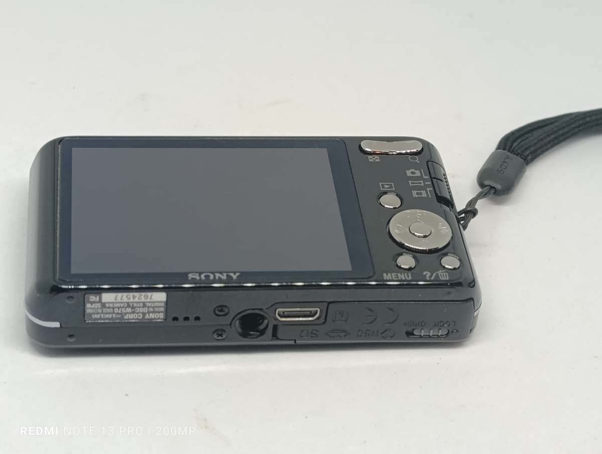 Sony Cyber-shot DSC W570 - 16.1MP - 5x Zoom - Digital Camera