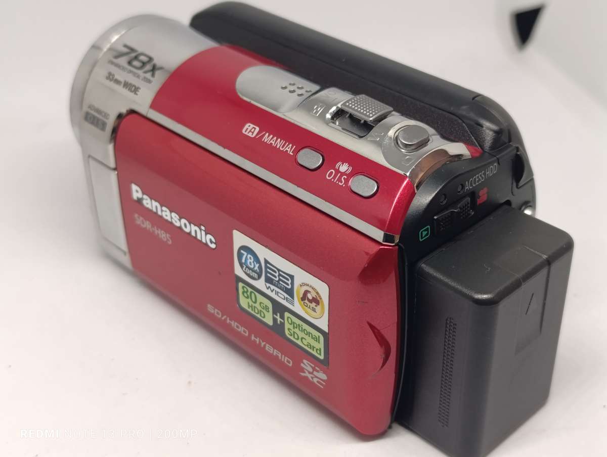 Panasonic SDR-H85 - Digital Camcorder