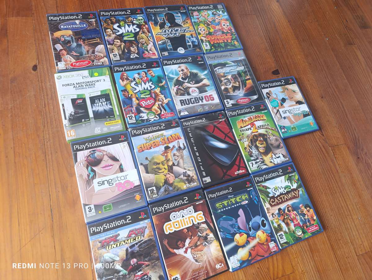 17 x Games (YOU WILL NEED TO CLEAN THEM)