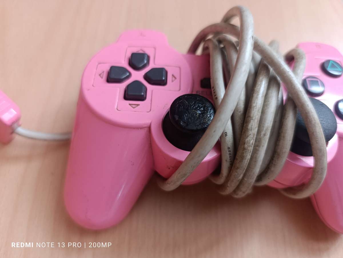 Playstation 2 Controller - FOR PARTS OR REPAIR