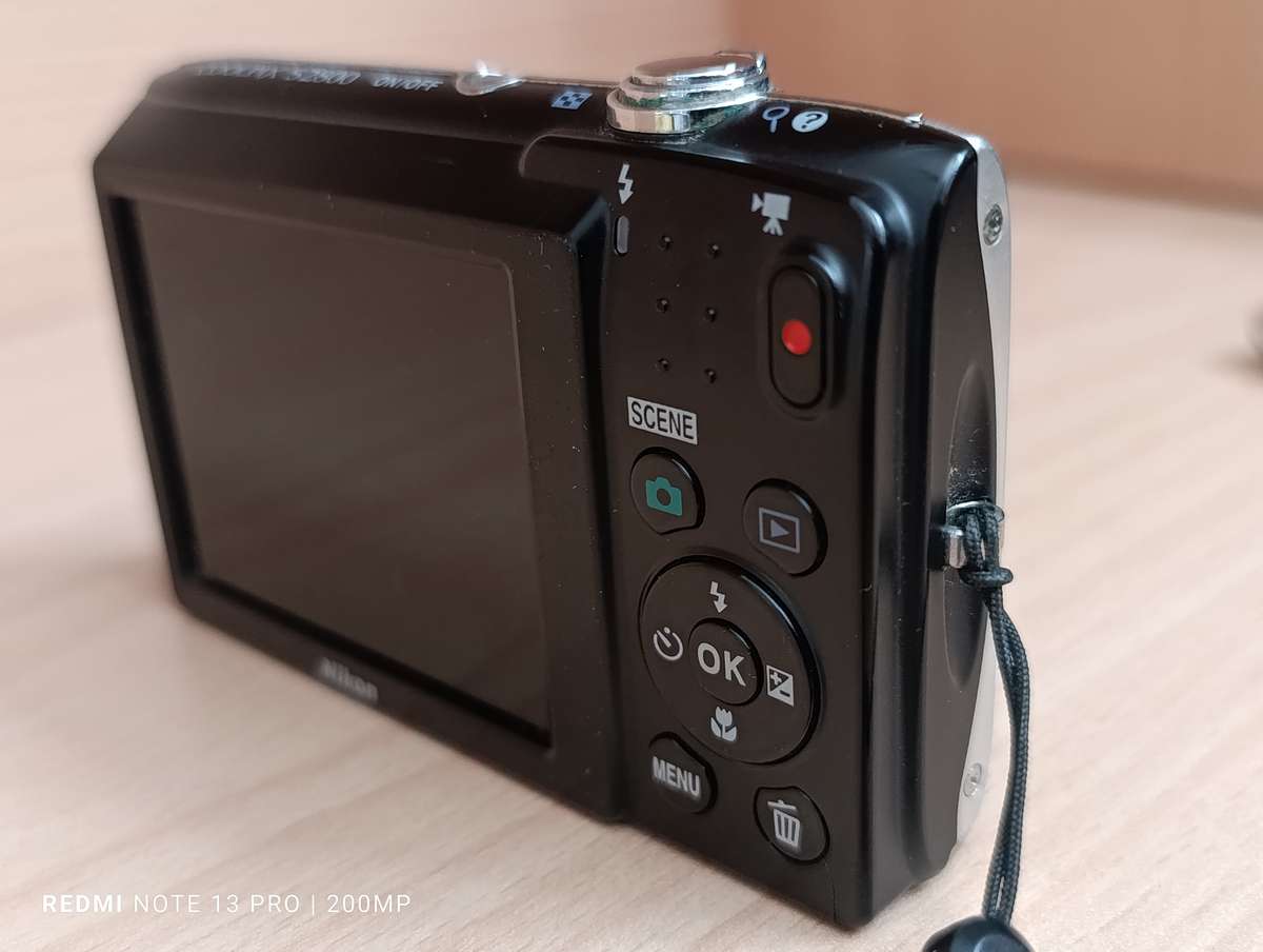 Nikon Coolpix S2800 - Flash not working -  20.1MP 5x Zoom Digital Camera