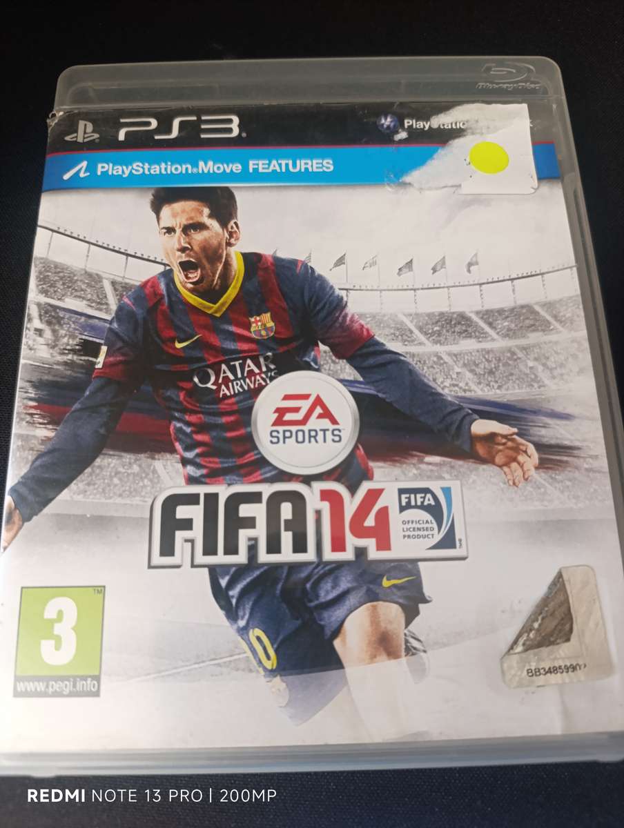 Ps3 Fifa 14 - Needs cleaning