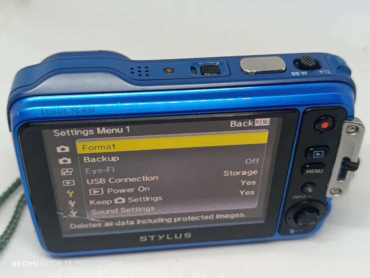 Olympus Stylus TG-630 - 12MP - 5x Zoom - Digital Camera