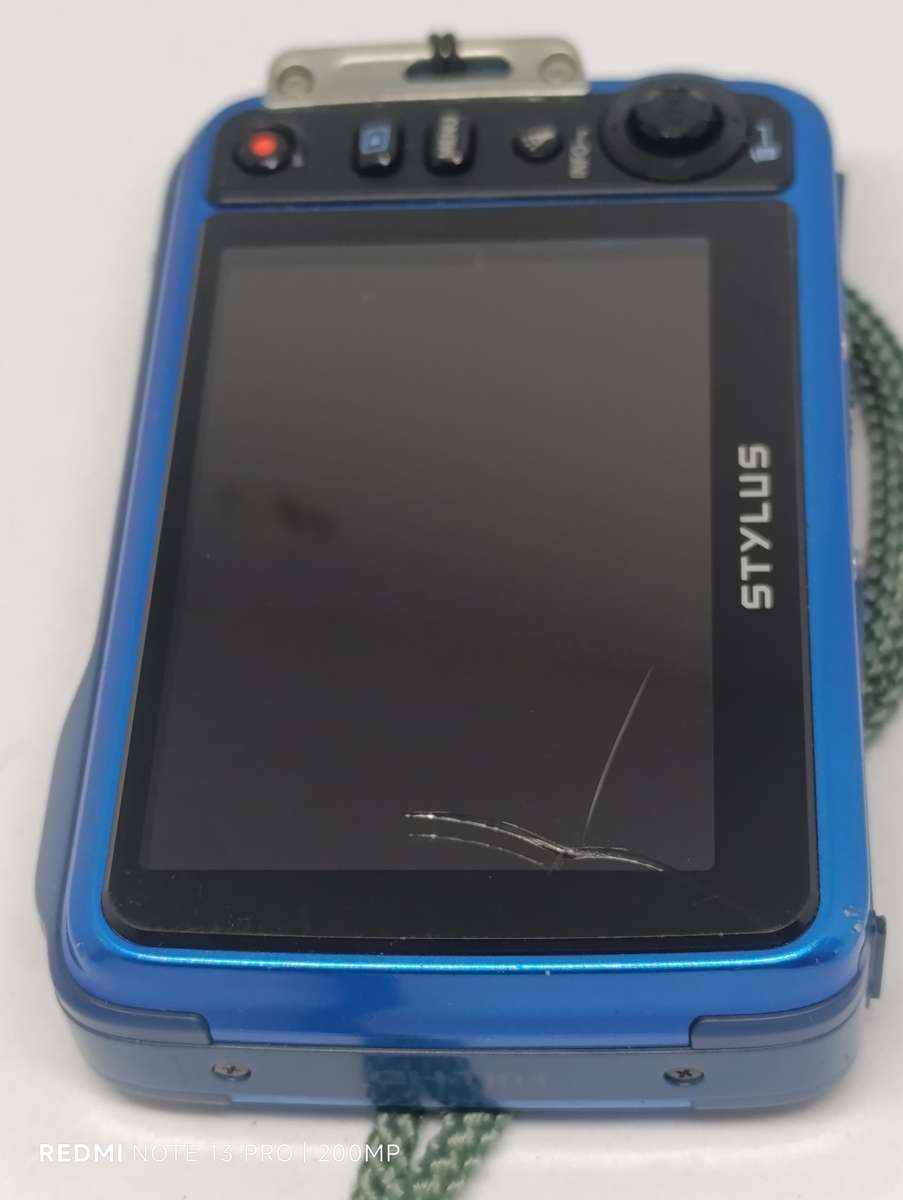 Olympus Stylus TG-630 - 12MP - 5x Zoom - Digital Camera