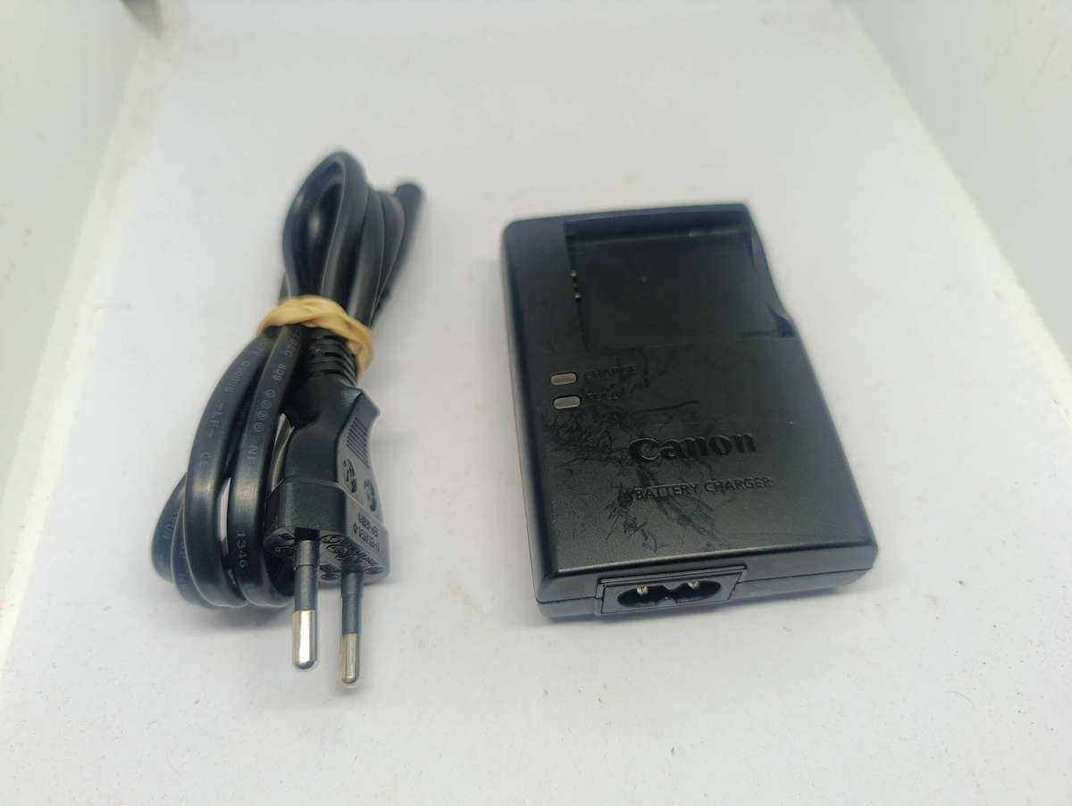 Canon POWERSHOT SX430IS - 20MP - 45x Zoom - Digital Camera