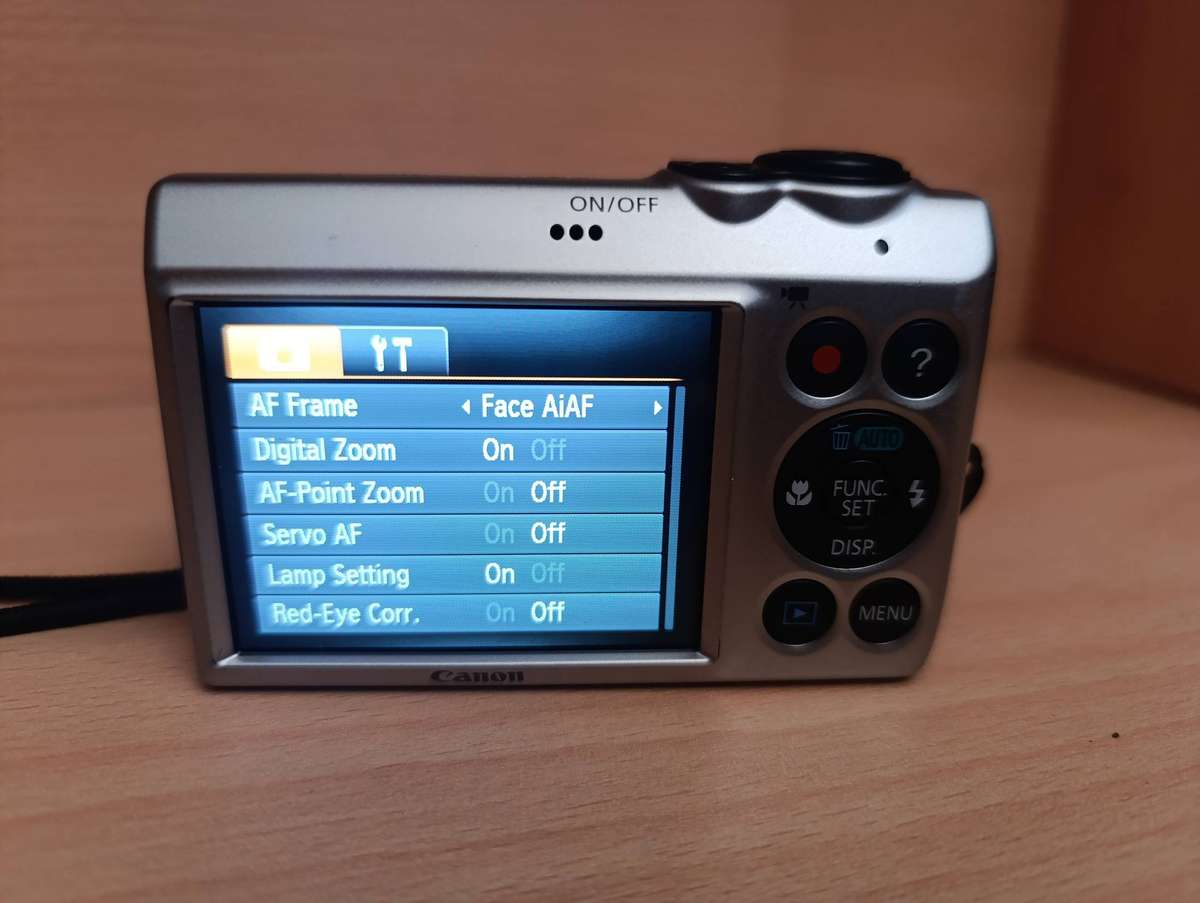 Canon Powershot A810 - 16MP - 5x Zoom - Digital Camera