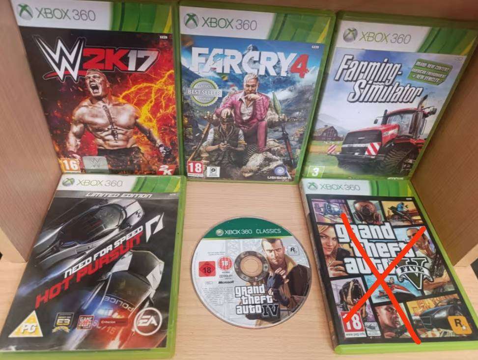 Xbox 360 Game Bundle - Needs cleaning
