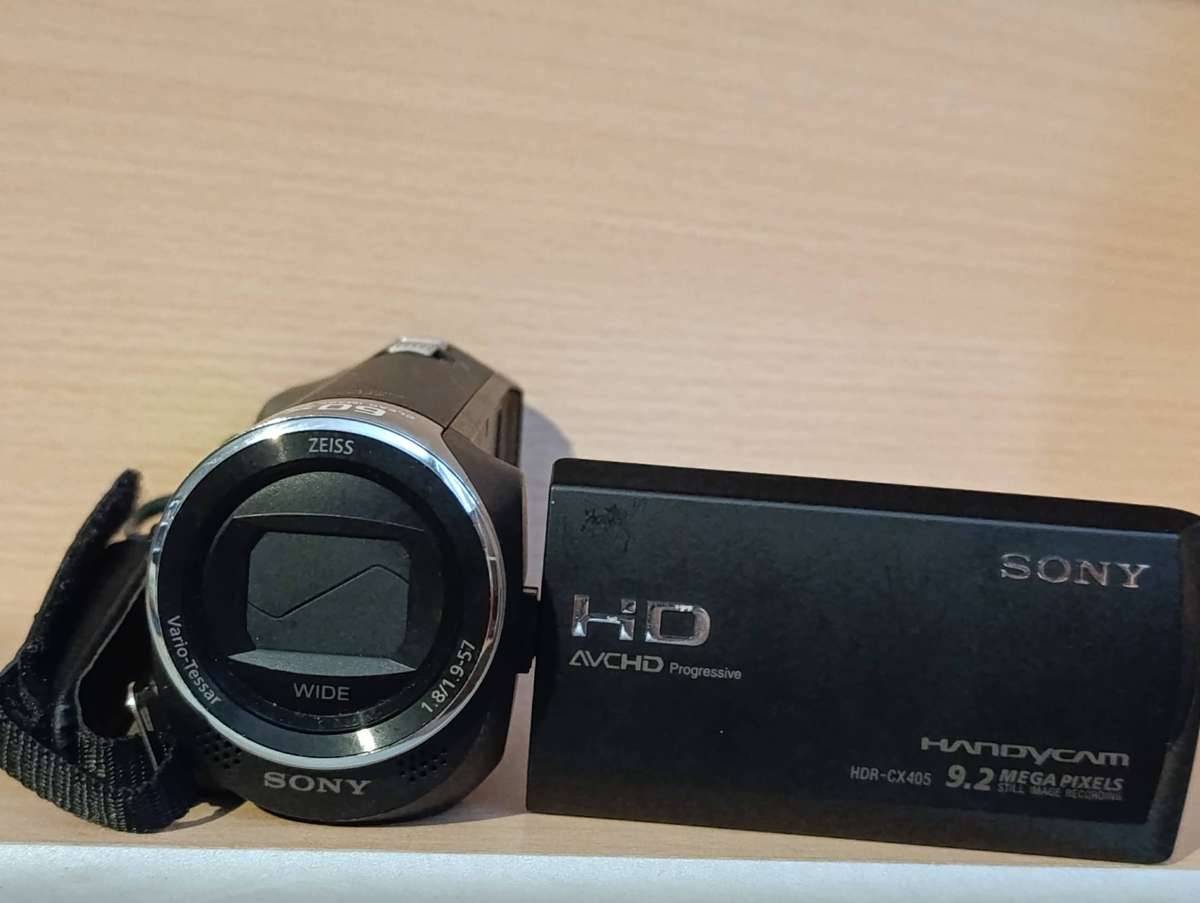 Sony HDR-CX405 HD Handycam - 30x Optical Zoom - Digital Handycam