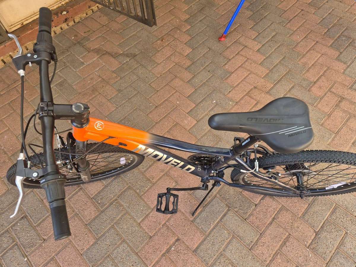 Movelo 24 Steel Frame Mountain Bike